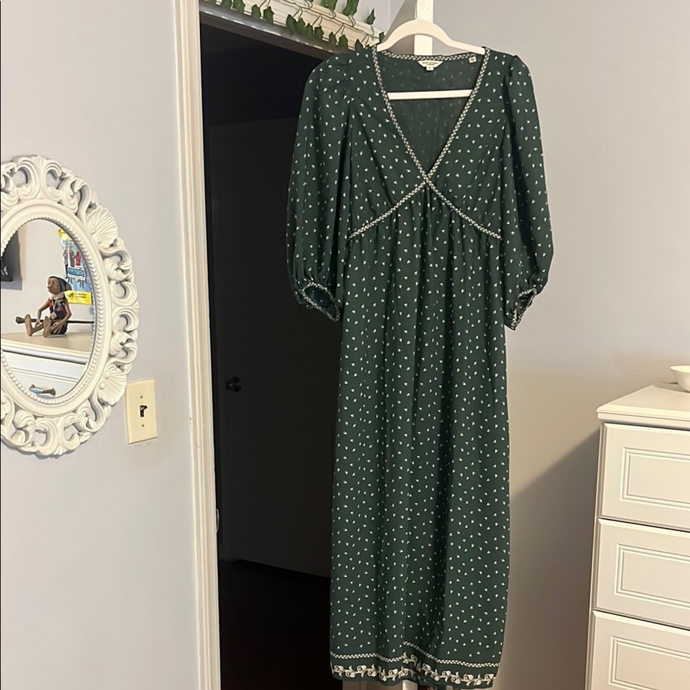 Elegant Green Polka Dot Dress